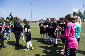 Bild 59 - B-Juniorinnen Pokalfinale SV Henstedt Ulzburg - SG Holstein Sued : 2:0